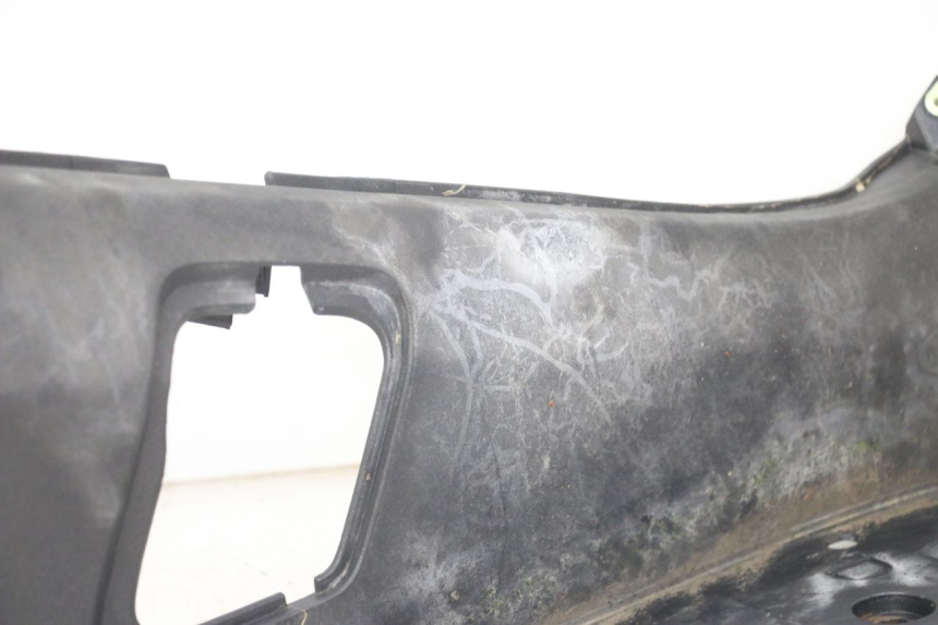 photo de MARCHE PIED DROIT PEUGEOT SATELIS 125 (2006 - 2009) - État de surface