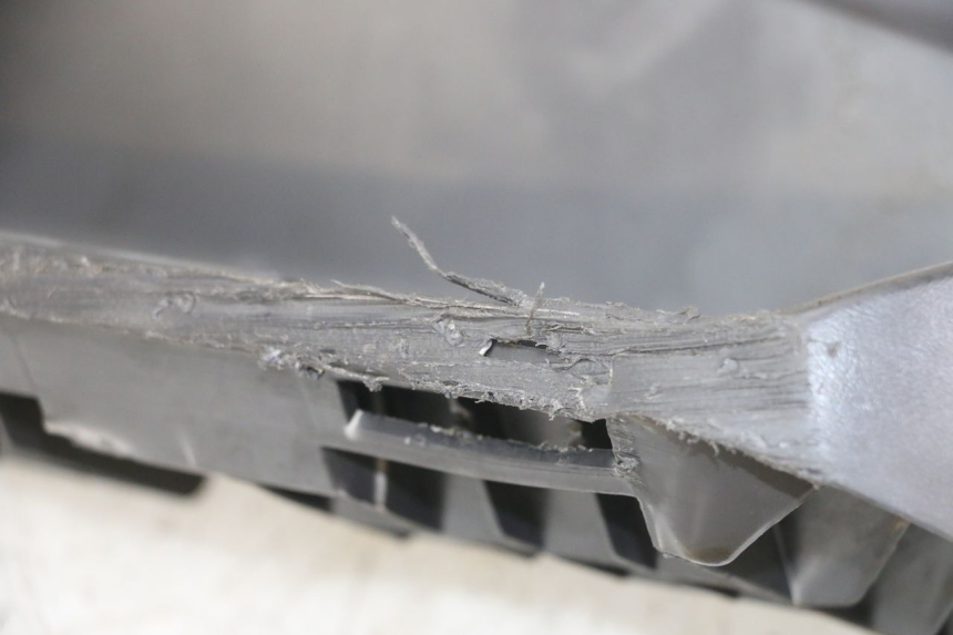 photo de MARCHE PIED DROIT SUZUKI BURGMAN 125 (2007 - 2014) - Points de fixation