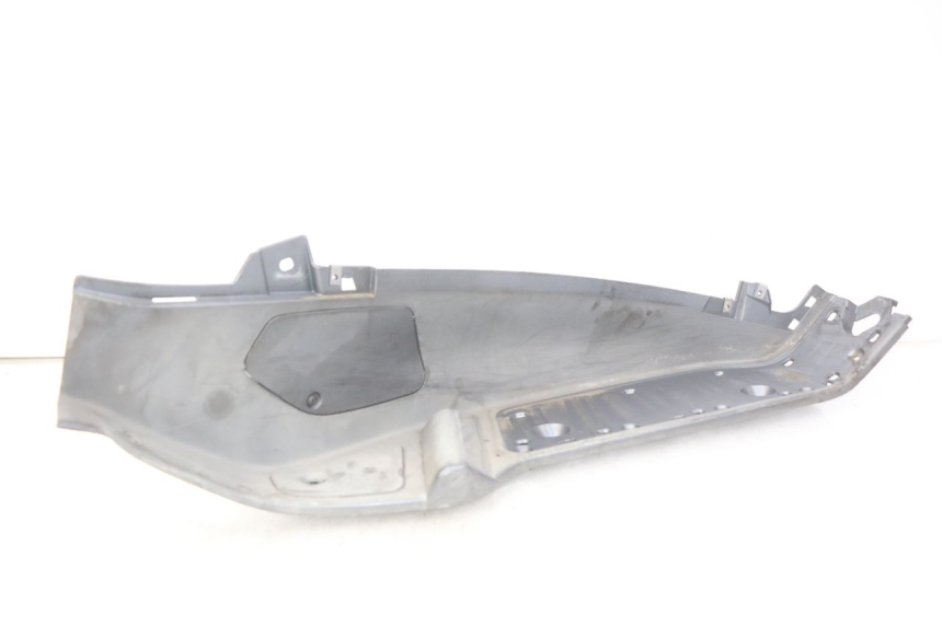 photo de MARCHE PIED DROIT PIAGGIO X8 125 (2004 - 2007) - Vue principale