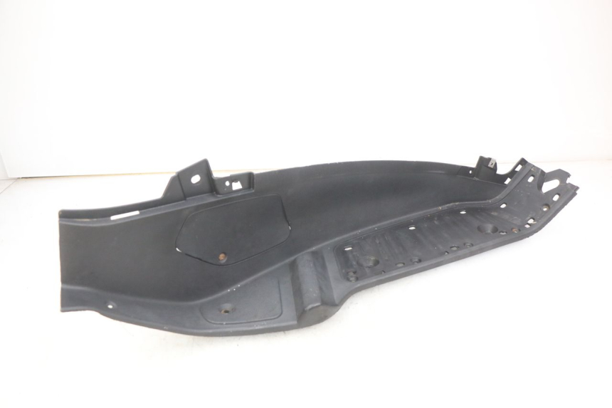 photo de MARCHE PIED DROIT PIAGGIO XEVO - X EVO 125 (2007 - 2017) - État de surface