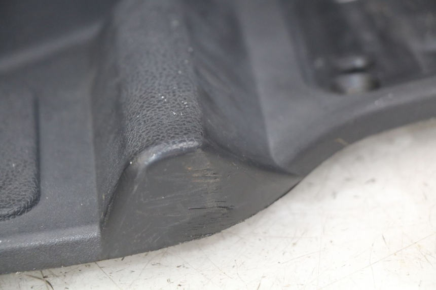 photo de MARCHE PIED DROIT PIAGGIO XEVO - X EVO 125 (2007 - 2017) - Pièce contrôlée