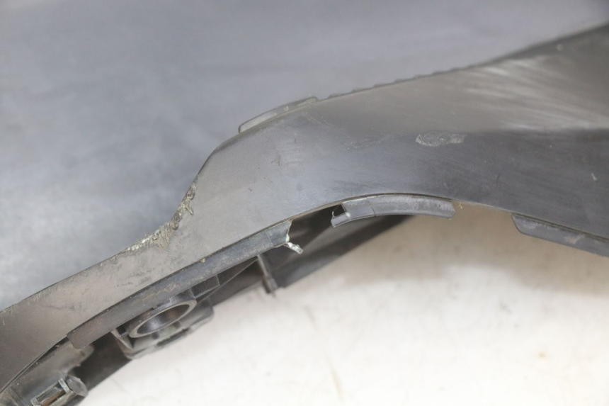 photo de MARCHE PIED DROIT YAMAHA YP MAJESTY 400 (2004 - 2008) - Zoom état d’usage