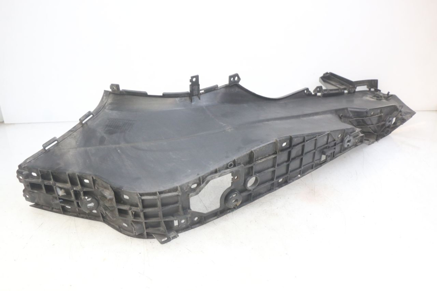 photo de MARCHE PIED DROIT YAMAHA YP MAJESTY 400 (2004 - 2008) - Vue d’ensemble