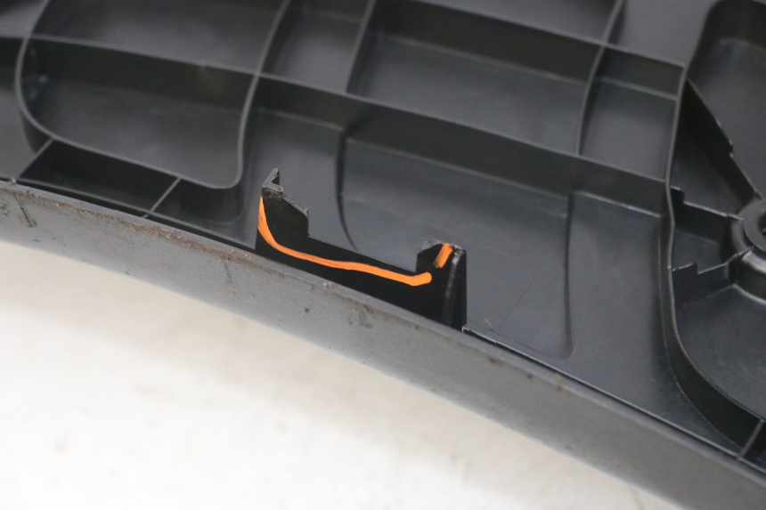 photo de MARCHE PIED PEUGEOT ELYSEO 125 (1999 - 2004) - Marquages et références