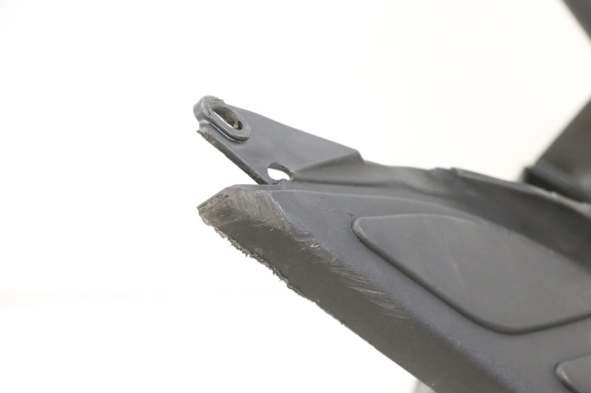 photo de MARCHE PIED PEUGEOT ELYSEO 125 (1999 - 2004) - Autre angle de vue