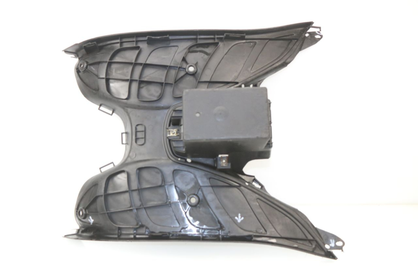 photo de MARCHE PIED PEUGEOT ELYSEO 50 (1998 - 2001) - État de surface