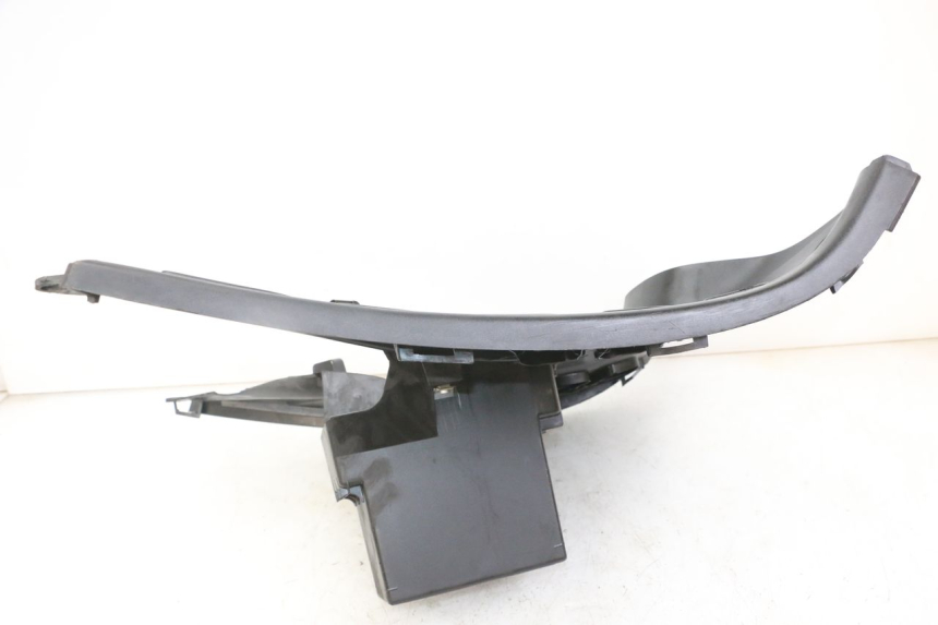 photo de MARCHE PIED PEUGEOT ELYSTAR 125 (2002 - 2007) - Détail de la pièce