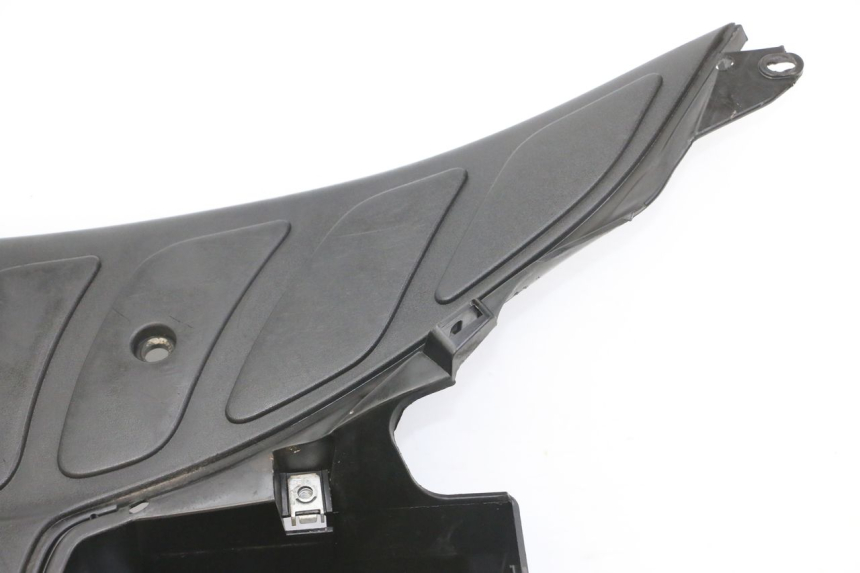 photo de MARCHE PIED PEUGEOT ELYSTAR 125 (2002 - 2007) - Vue rapprochée