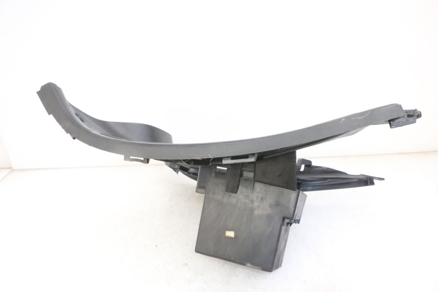 photo de MARCHE PIED PEUGEOT ELYSTAR 125 (2002 - 2007) - Gros plan technique