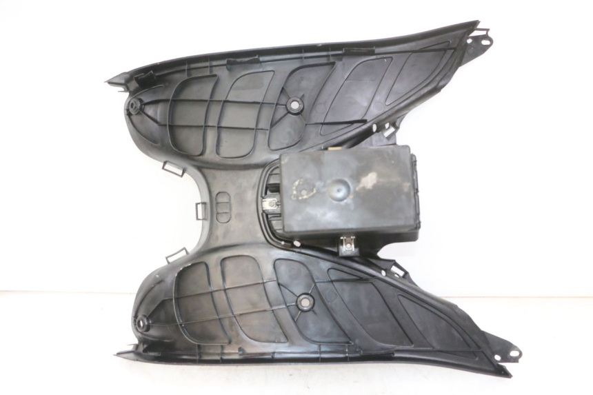 photo de MARCHE PIED PEUGEOT ELYSTAR 125 (2002 - 2007) - Vue d’ensemble