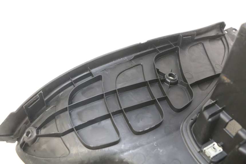 photo de MARCHE PIED PEUGEOT ELYSTAR 50 (2002 - 2014) - Zoom état d’usage