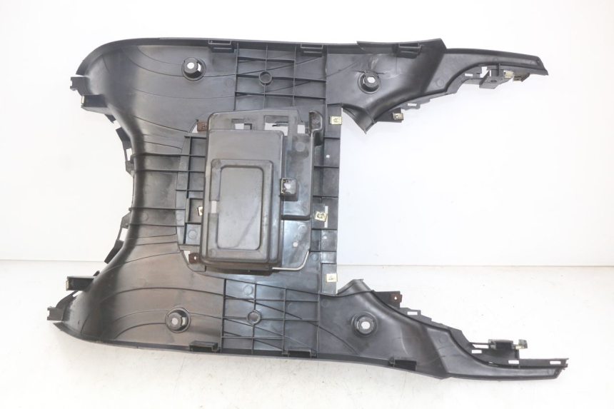 photo de MARCHE PIED SYM FIDDLE 3 III 125 (2014 - 2020) - Points de fixation