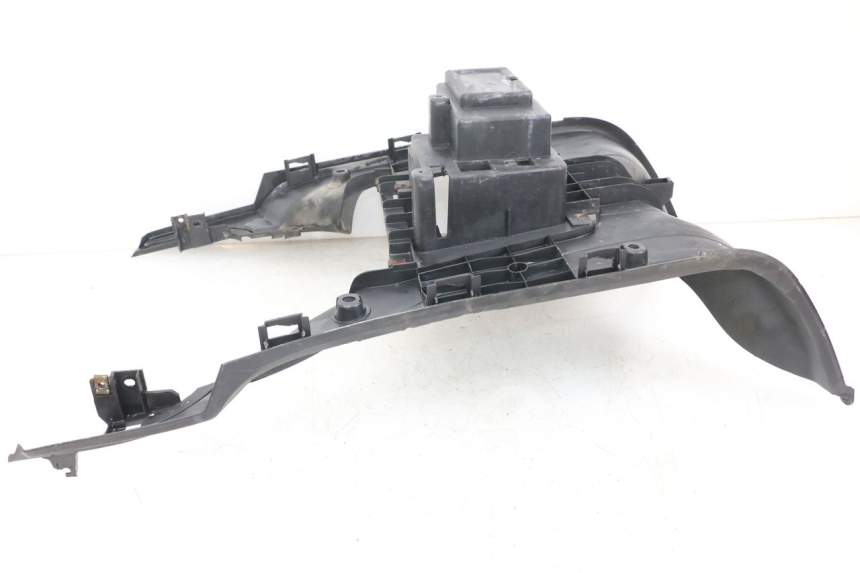 photo de MARCHE PIED SYM FIDDLE 3 III 50 (2014 - 2020) - Points de fixation