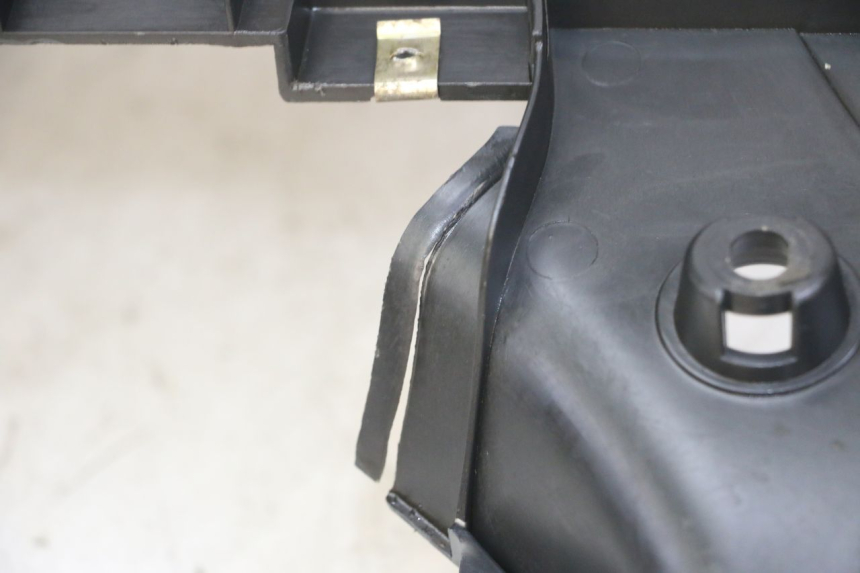 photo de MARCHE PIED SYM FIDDLE 3 III 50 (2014 - 2020) - Zoom état d’usage