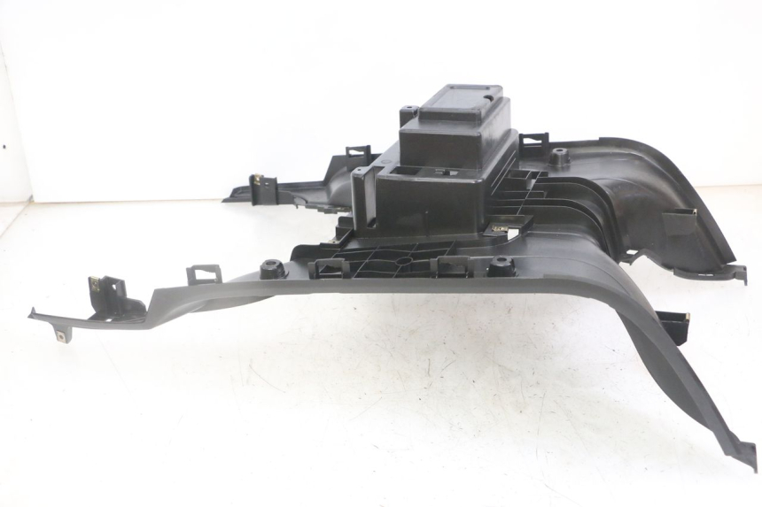 photo de MARCHE PIED SYM FIDDLE 3 III 50 (2014 - 2020) - Gros plan technique