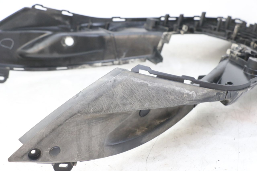 photo de MARCHE PIED MBK FLAME X 125 (2004 - 2007) - Zoom état d’usage