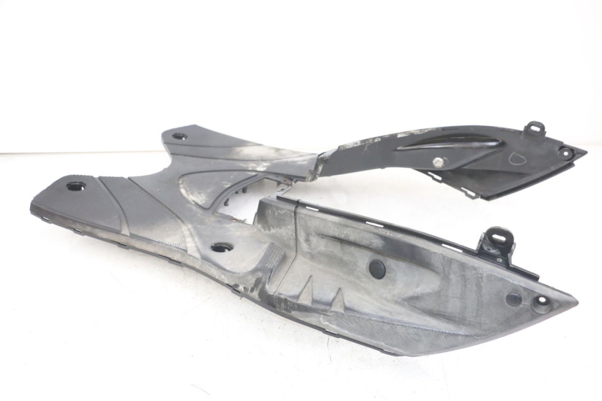 photo de MARCHE PIED MBK FLAME X 125 (2004 - 2007) - État de surface