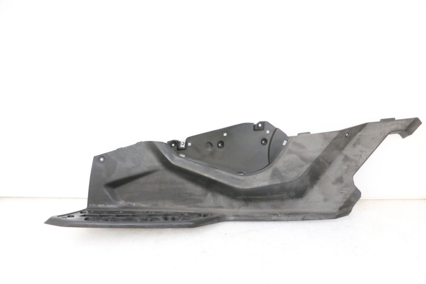 photo de MARCHE PIED GAUCHE QUADRO 4 4D 350 (2015 - 2018) - Vue principale