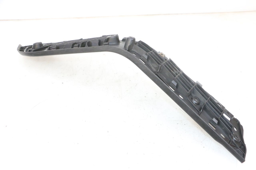 photo de MARCHE PIED GAUCHE SUZUKI BURGMAN 650 (2013 - 2020) - Autre angle de vue