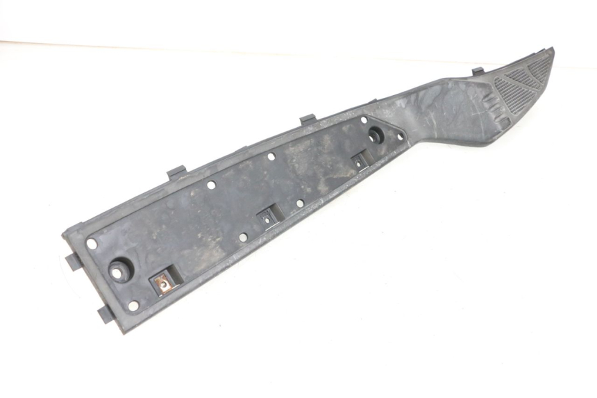 photo de MARCHE PIED GAUCHE KYMCO DINK STREET 125 (2009 - 2014) - Gros plan technique