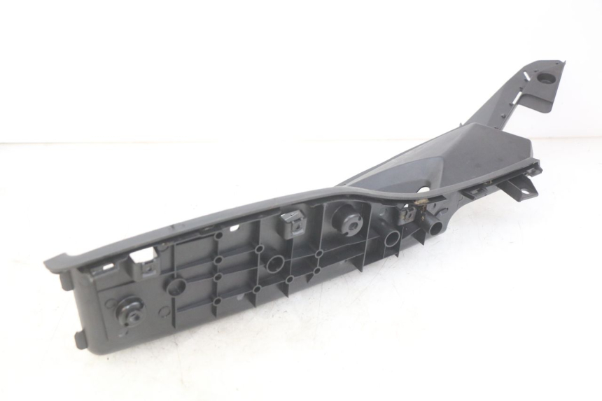 photo de MARCHE PIED GAUCHE KYMCO DOWNTOWN ABS 125 (2015 - 2017) - État de surface