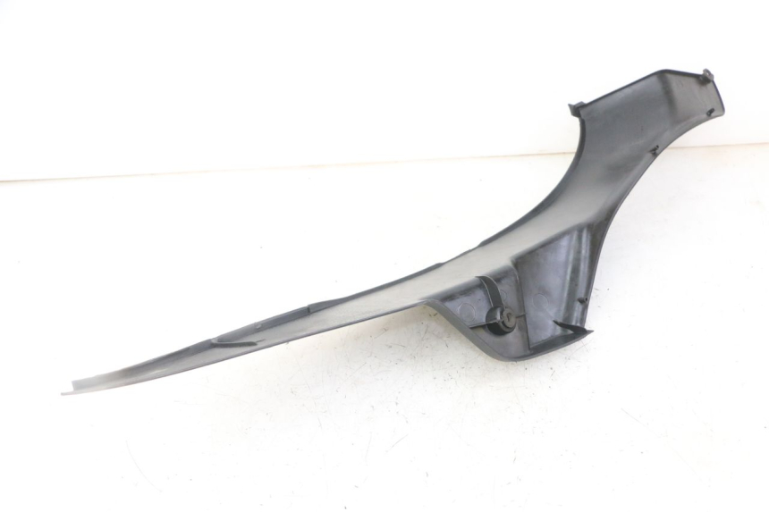 photo de MARCHE PIED GAUCHE PEUGEOT ELYSEO 125 (1999 - 2004) - Gros plan technique