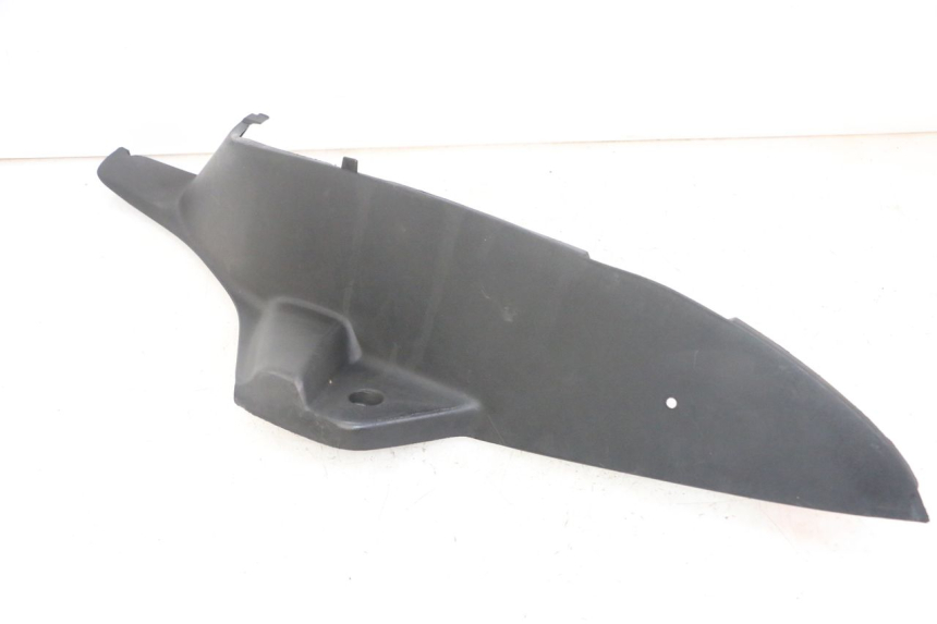 photo de MARCHE PIED GAUCHE PEUGEOT ELYSEO 125 (1999 - 2004) - État de surface