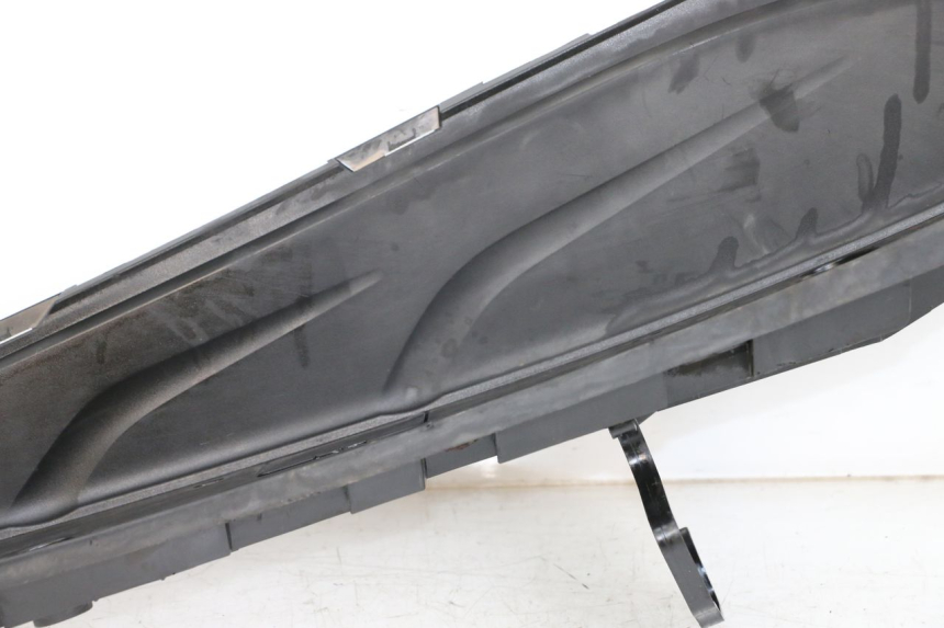 photo de MARCHE PIED GAUCHE HONDA FES S-WING SWING ABS 125 (2007 - 2015) - Pièce contrôlée