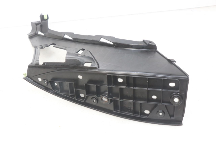 photo de MARCHE PIED GAUCHE PEUGEOT GEOPOLIS 400 (2007 - 2013) - Zoom état d’usage