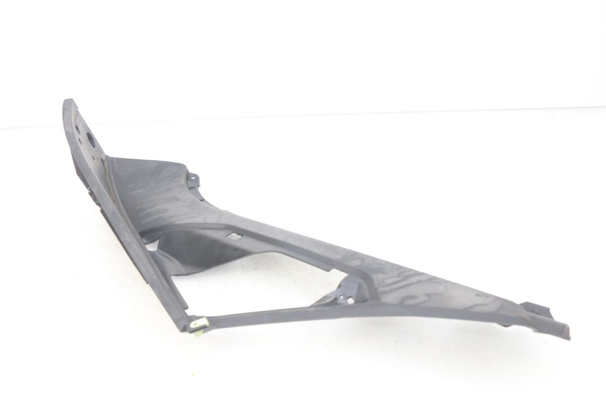 photo de MARCHE PIED GAUCHE PEUGEOT GEOPOLIS 400 (2007 - 2013) - Autre angle de vue