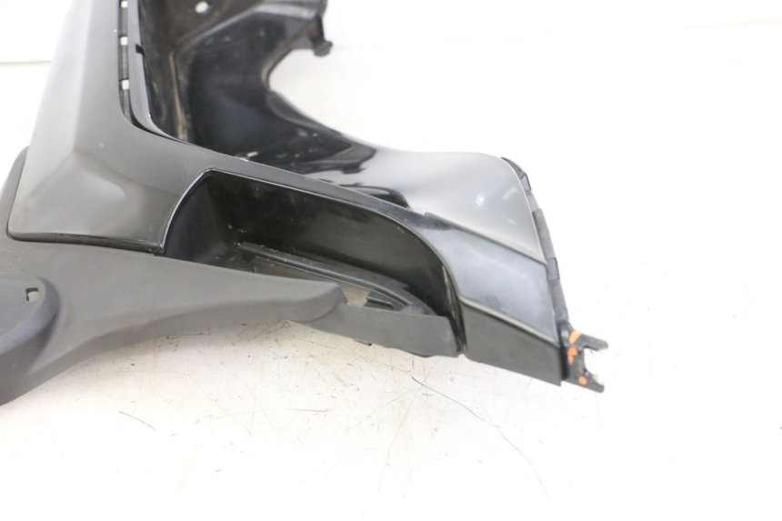 photo de MARCHE PIED GAUCHE PIAGGIO IE MP3 YOURBAN 300 (2011 - 2016) - Détails caractéristiques