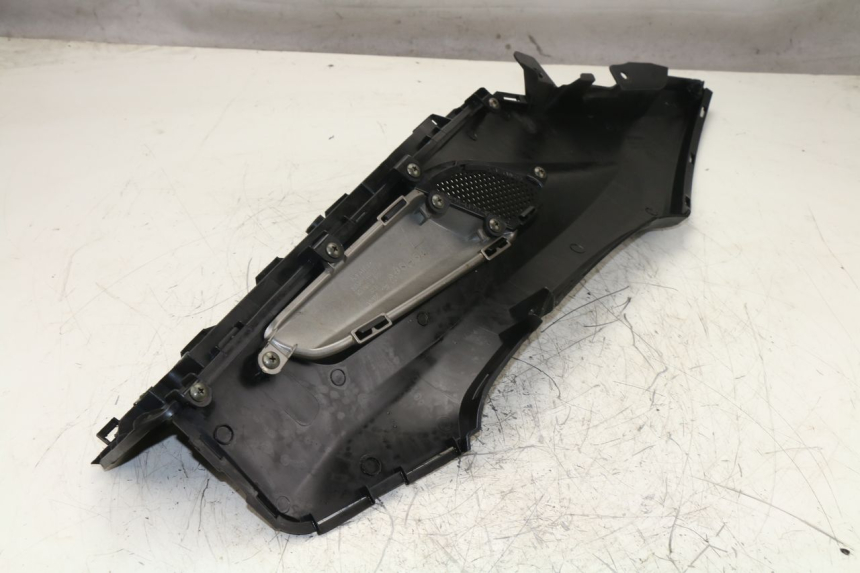 photo de MARCHE PIED GAUCHE KYMCO K-XCT 125 (2013 - 2017) - Zoom état d’usage