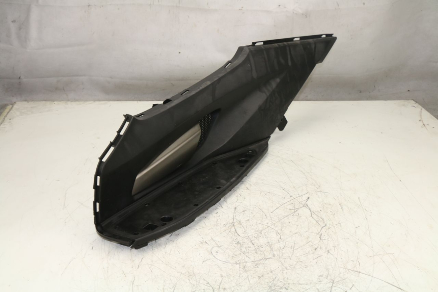 photo de MARCHE PIED GAUCHE KYMCO K-XCT 125 (2013 - 2017) - Gros plan technique