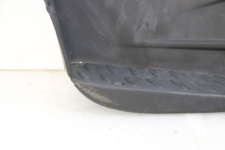 photo de MARCHE PIED GAUCHE RENAULT KOURANOS 125 (2001 - 2004) - Gros plan technique