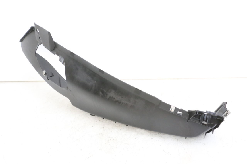 photo de MARCHE PIED GAUCHE PIAGGIO MP3 HPE 350 (2018 - 2020) - Autre angle de vue