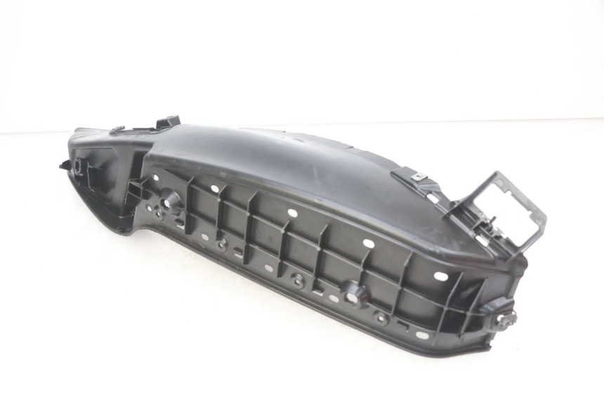 photo de MARCHE PIED GAUCHE PIAGGIO MP3 LT 300 (2010 - 2016) - Zoom état d’usage