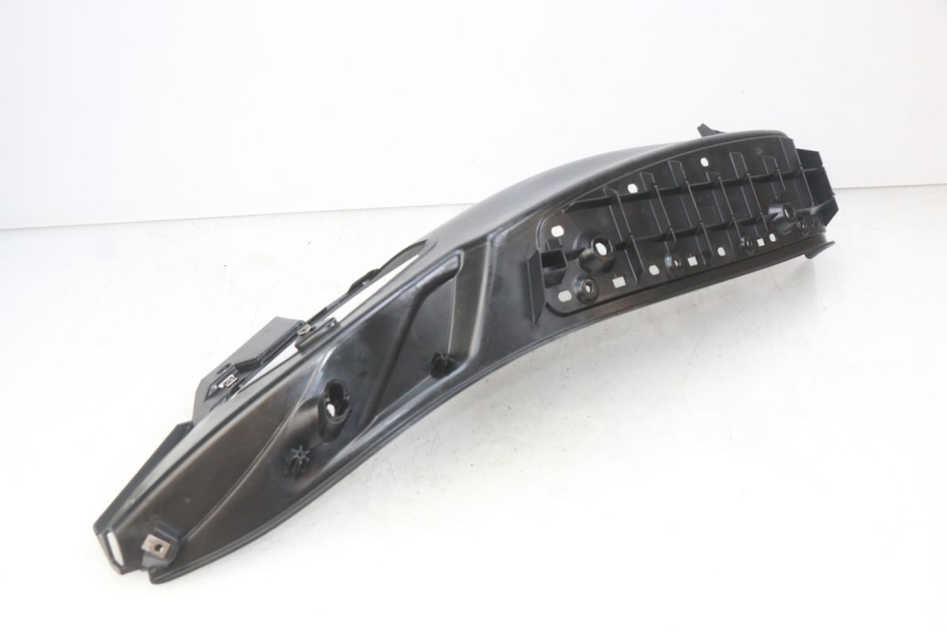 photo de MARCHE PIED GAUCHE PIAGGIO MP3 500 (2014 - 2017) - Détail de la pièce