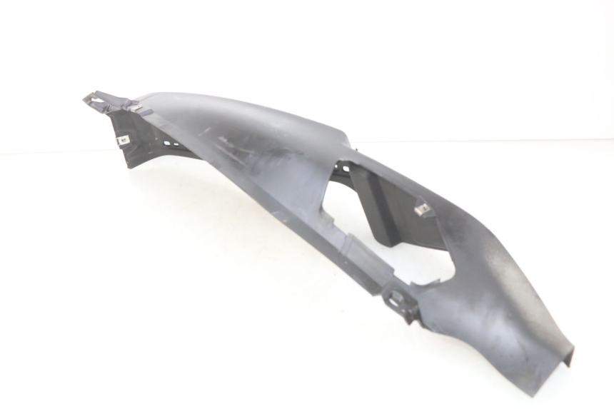 photo de MARCHE PIED GAUCHE PIAGGIO MP3 500 (2011 - 2015) - Autre angle de vue