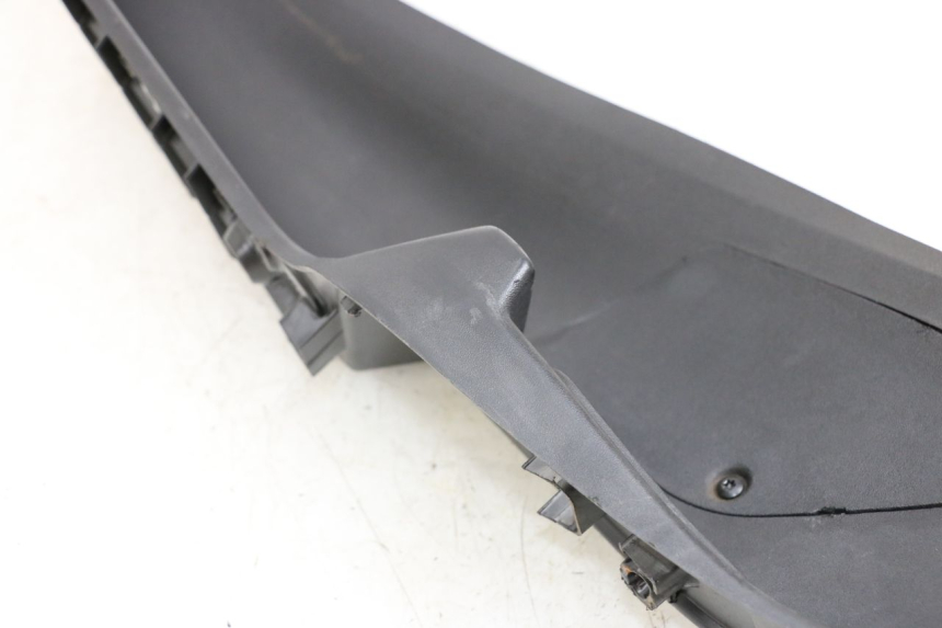 photo de MARCHE PIED GAUCHE PIAGGIO MP3 500 (2011 - 2015) - Zoom état d’usage