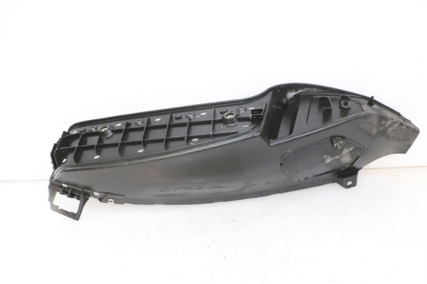 photo de MARCHE PIED GAUCHE PIAGGIO MP3 500 (2011 - 2015) - Zoom état d’usage