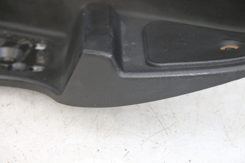 photo de MARCHE PIED GAUCHE PIAGGIO MP3 500 (2011 - 2015) - Marquages et références