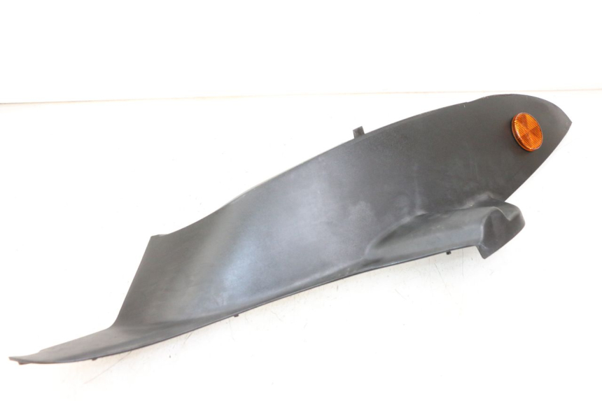 photo de MARCHE PIED GAUCHE PEUGEOT ELYSTAR 50 (2002 - 2014) - Gros plan technique