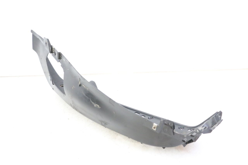 photo de MARCHE PIED GAUCHE PIAGGIO X8 125 (2004 - 2007) - État de surface