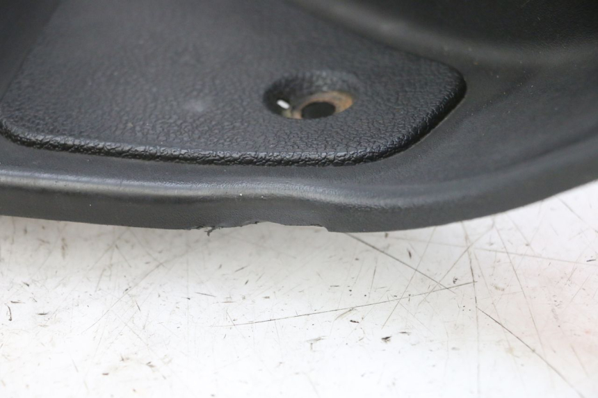 photo de MARCHE PIED GAUCHE PIAGGIO X8 125 (2004 - 2007) - Marquages et références