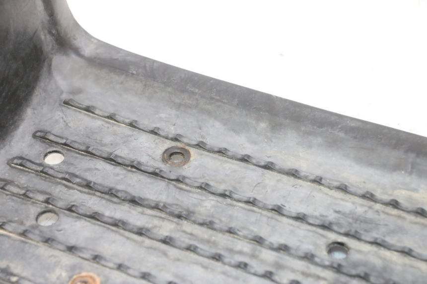 photo de MARCHE PIED GAUCHE HYTRACK S 150 (2003 - 2011) - Vue d’ensemble