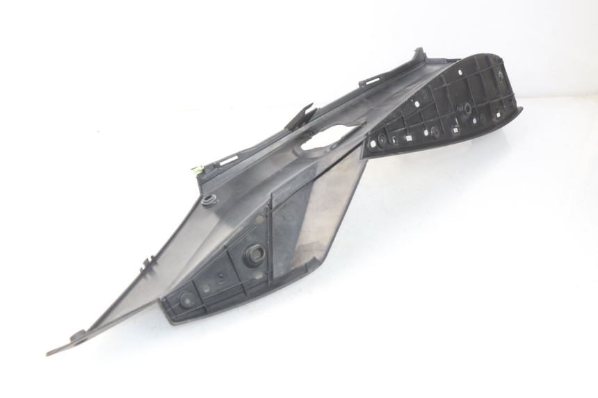 photo de MARCHE PIED GAUCHE PEUGEOT SATELIS 125 (2006 - 2009) - Détail de la pièce