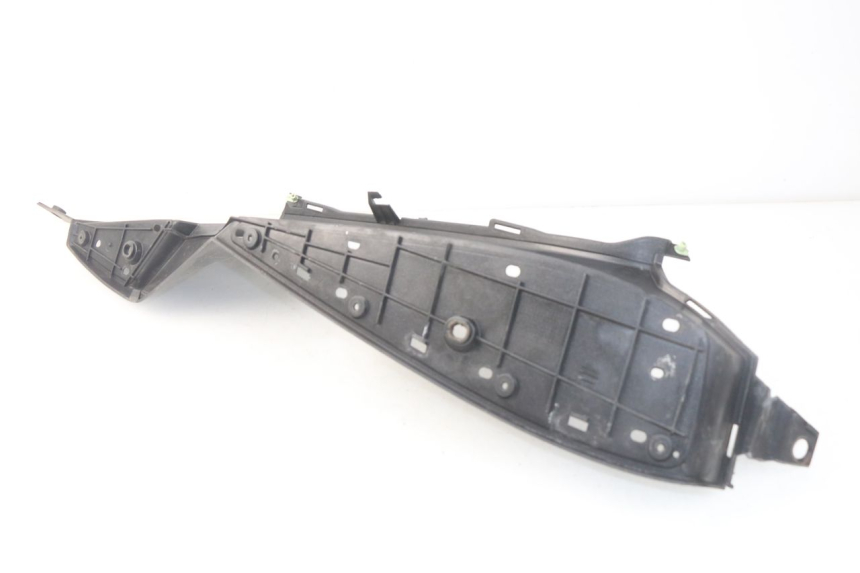 photo de MARCHE PIED GAUCHE PEUGEOT SATELIS 125 (2006 - 2009) - Zoom état d’usage