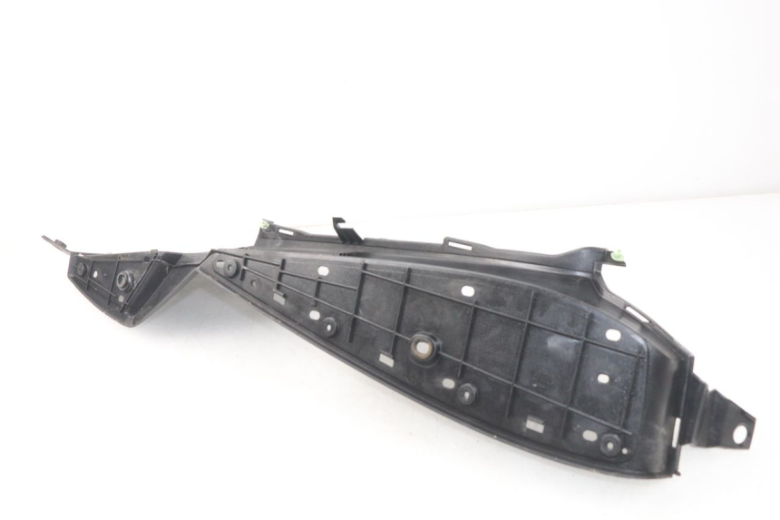 photo de MARCHE PIED GAUCHE PEUGEOT SATELIS 125 (2006 - 2009) - Zoom état d’usage