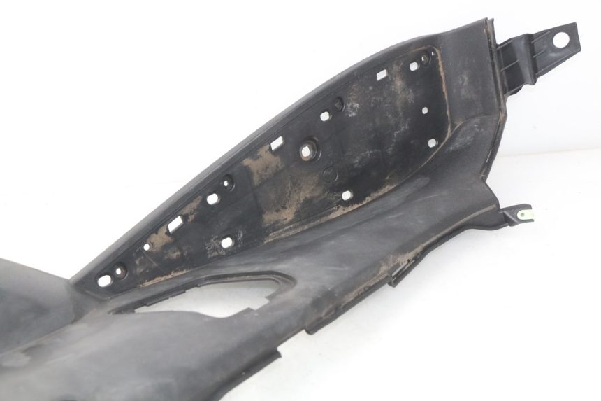 photo de MARCHE PIED GAUCHE PEUGEOT SATELIS 125 (2006 - 2009) - Autre angle de vue