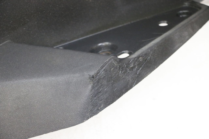 photo de MARCHE PIED GAUCHE PEUGEOT SATELIS 125 (2006 - 2009) - Vue d’ensemble